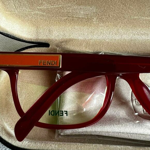 FENDI Red Side-Logo Eyeglasses w/ Case, 52-17-135 SRP: $450 - Picture 7 of 10